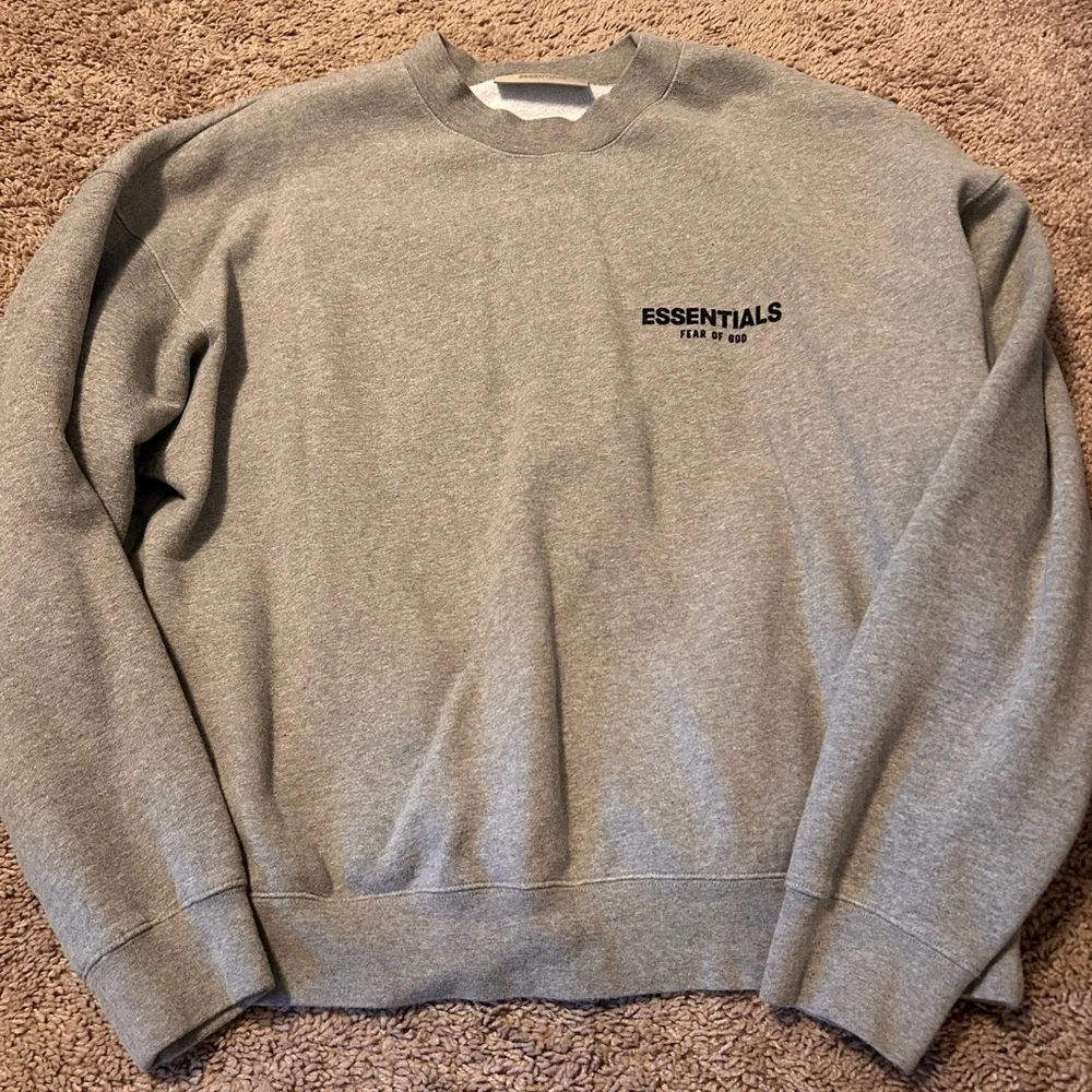 Fear of God Essentials Crew Neck - Picture 3 of 7